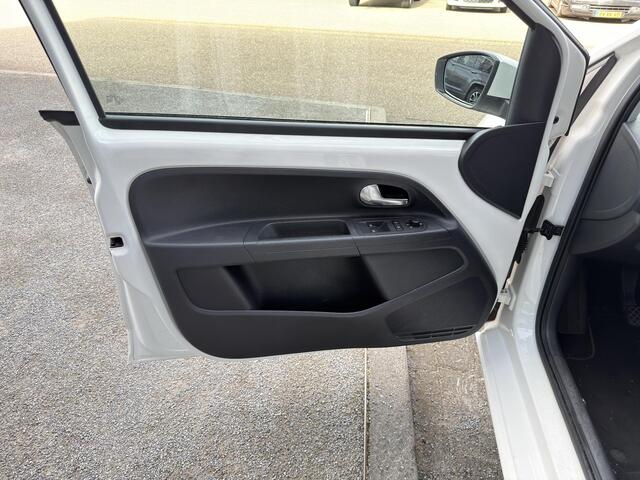 Volkswagen UP! 1.0 BMT move up! Airconditioning - Cruise control