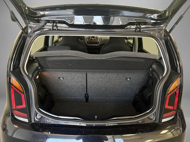 Volkswagen UP! 1.0 65pk · Telefoon Dock · Airco · DAB · Bluetooth · 14'' Inch ·