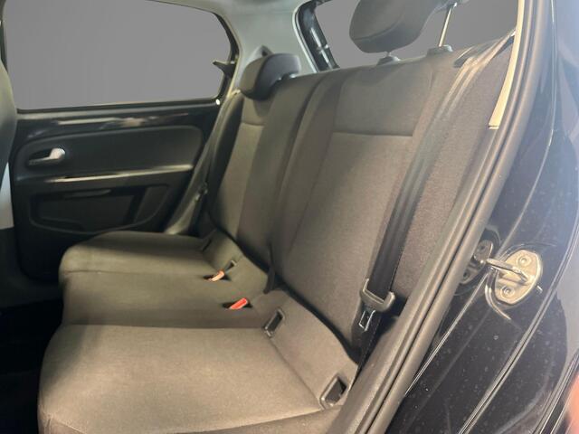 Volkswagen UP! 1.0 65pk · Telefoon Dock · Airco · DAB · Bluetooth · 14'' Inch ·