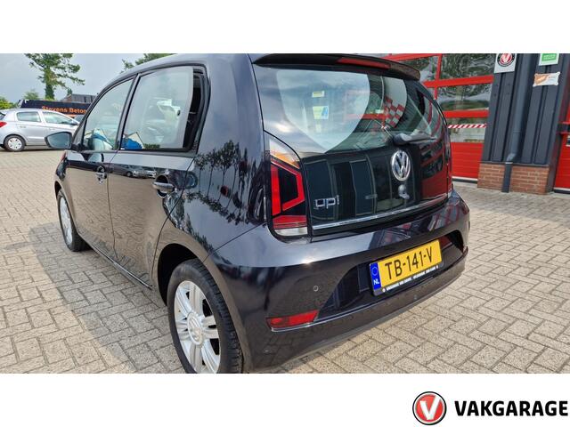 Volkswagen UP! 1.0 BMT high up!
