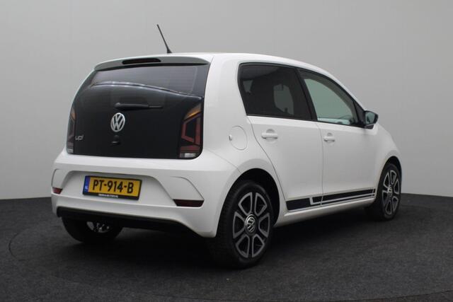 Volkswagen UP! 1.0 BMT move up! 2017 | Airco | DAB Radio | Elektrische Ramen | Automatische Verlichting & Ruitenwisser | Lichtmetalen Velgen | Nationale Autopas