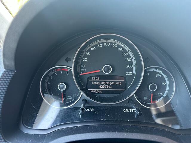 Volkswagen UP! 1.0 BMT.MOVE UP. CAMERA PARK.SENS.