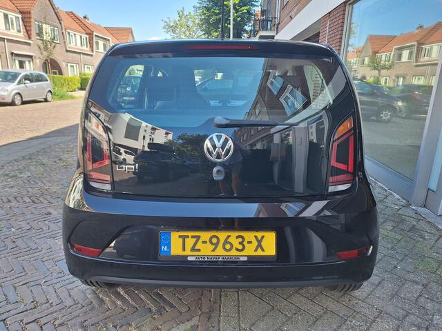 Volkswagen UP! 1.0 BMT move up! 5Drs /41.000 Km/Airco/Dab/Bluetooth/Garantie