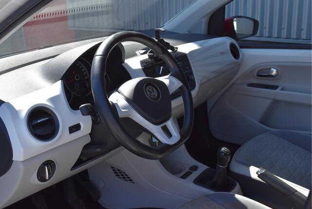 Volkswagen UP! 1.0 BMT up! beats 15 inch lmv, DAB,