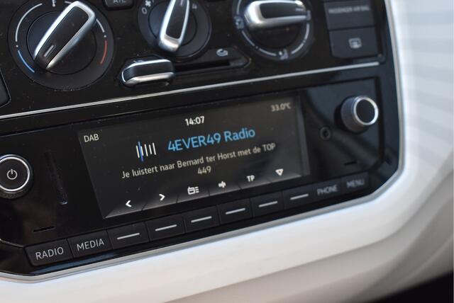 Volkswagen UP! 1.0 BMT up! beats 15 inch lmv, DAB,