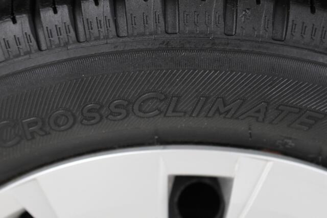 Volkswagen UP! 1.0 5-drs | Airco | Radio | All Season banden