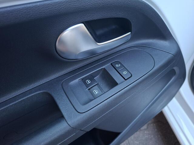 Volkswagen UP! 1.0 Airco|bluetooth|elektrische ramen