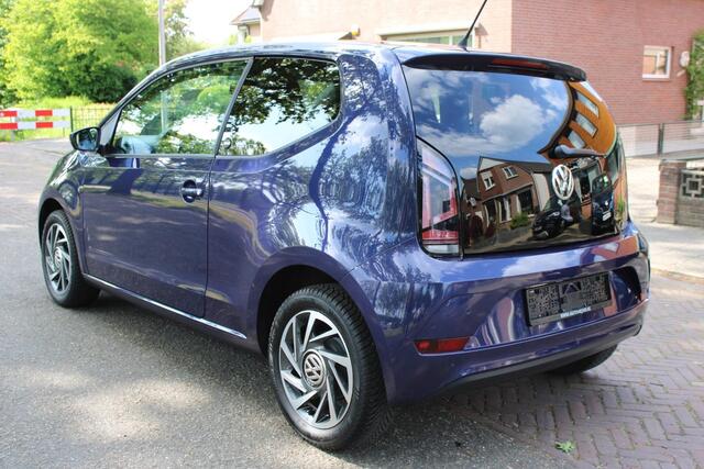 Volkswagen UP! 1.0 BMT Sound Stoelverwarming, Bluetooth, Garantie!