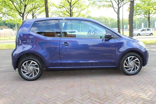 Volkswagen UP! 1.0 BMT Sound Stoelverwarming, Bluetooth, Garantie!