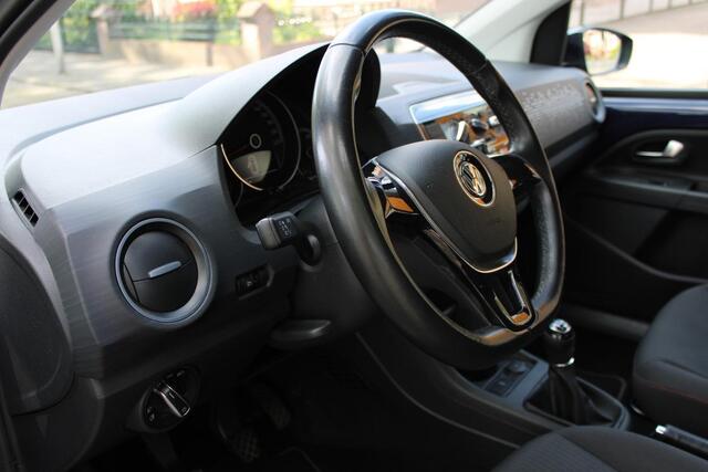 Volkswagen UP! 1.0 BMT Sound Stoelverwarming, Bluetooth, Garantie!