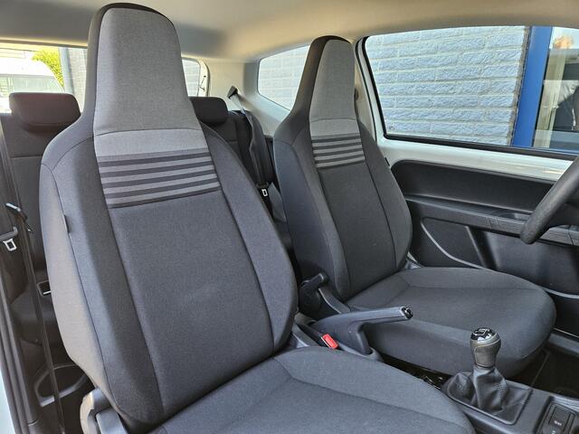Volkswagen UP! 1.0 Move up! Inclusief Afleveringskosten