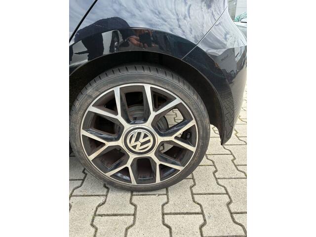 Volkswagen UP! 1.0 BMT up! beats 5-drs Airco Sportief Bj 2017 Km 85.000 Nap 1e eigenaar