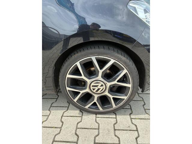 Volkswagen UP! 1.0 BMT up! beats 5-drs Airco Sportief Bj 2017 Km 85.000 Nap 1e eigenaar