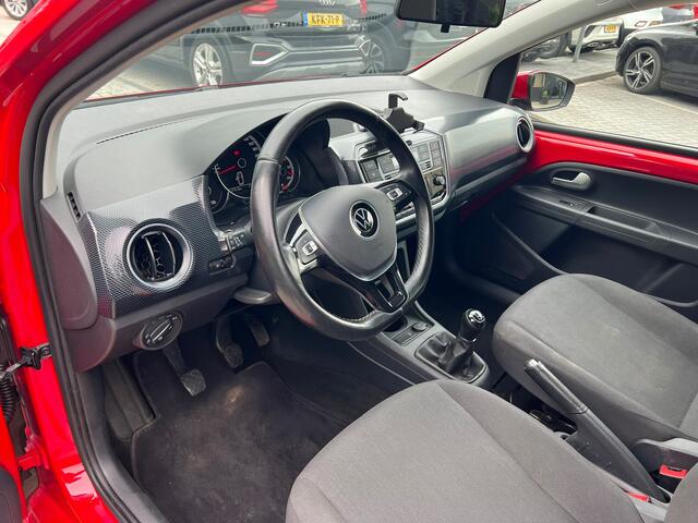 Volkswagen UP! 1.0 airco, stoelverw, cruise, pdc