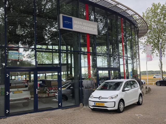 Volkswagen UP! Up 1.0 | Climate control | Achteruitrijcamera | Bluetooth |