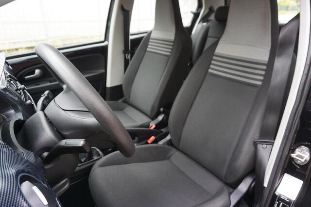 Volkswagen UP! 1.0 BMT move up!/ALL-SEASON/DAB/BLUETOOTH/2E EIGN.