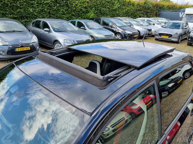 Volkswagen UP! 1.0 BMT high up! ?PANO DAK ?ZEER MOOI