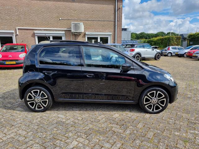 Volkswagen UP! 1.0 BMT high up! ?PANO DAK ?ZEER MOOI