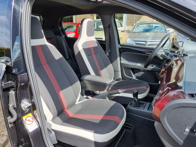 Volkswagen UP! 1.0 BMT high up! ?PANO DAK ?ZEER MOOI