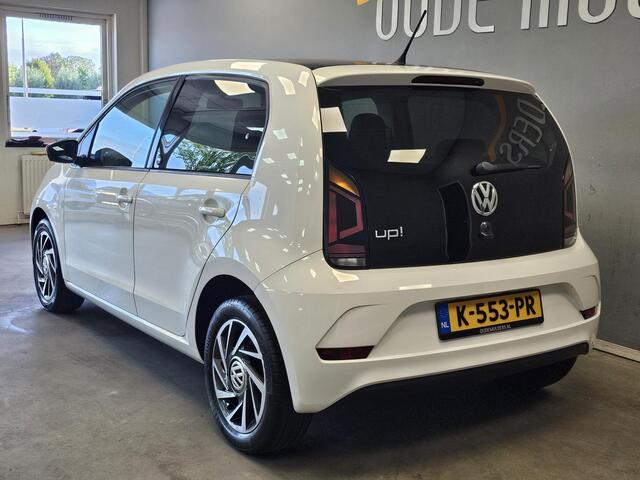 Volkswagen UP! 1.0 high up! | Stoelverwarming | Getint glas | Lederen stuurwiel |