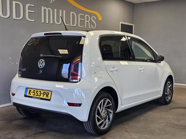 Volkswagen UP! 1.0 high up! | Stoelverwarming | Getint glas | Lederen stuurwiel |