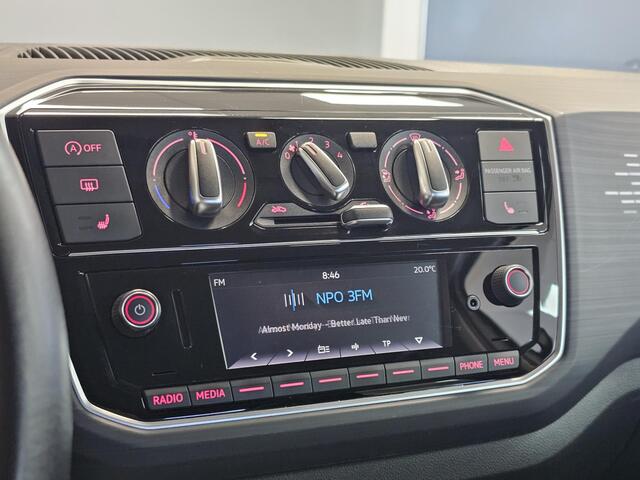 Volkswagen UP! 1.0 high up! | Stoelverwarming | Getint glas | Lederen stuurwiel |