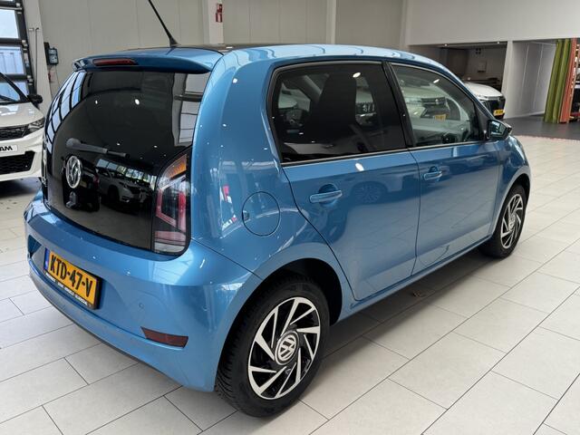 Volkswagen UP! 1.0 Up! [ ALL-SEASON I CLIMATE CONTROL I CRUISE CONTROL ]