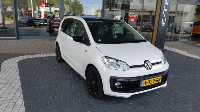 Volkswagen UP! 1.0 R-Line | AIRCO | PDC+CAMERA | 17" INCH | BLUETOOTH |