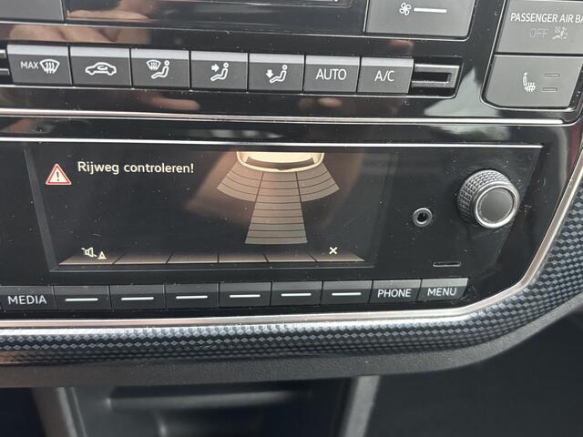 Volkswagen UP! 1.0 BMT up! beats PDC| Cruise controle| Stoelverw.| Climate controle| Bleutooth
