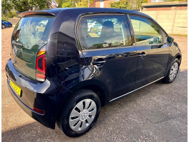 Volkswagen UP! 1.0 BMT MOVE UP! AIRCO CRUISE PARKSENS NL AUTO.