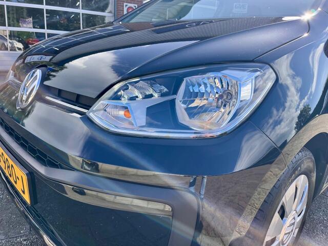 Volkswagen UP! 1.0 BMT MOVE UP! AIRCO CRUISE PARKSENS NL AUTO.