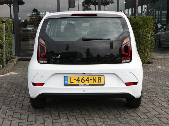 Volkswagen UP! 1.0 EXECUTIVE CLIMA CAMERA CRUISE CONTROL NL AUTO
