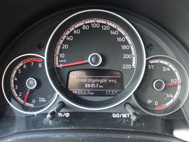 Volkswagen UP! 1.0 TSI BMT high up! | PANORAMSICH SCHUIFDAK | STOELVERWARMING | BEATS |