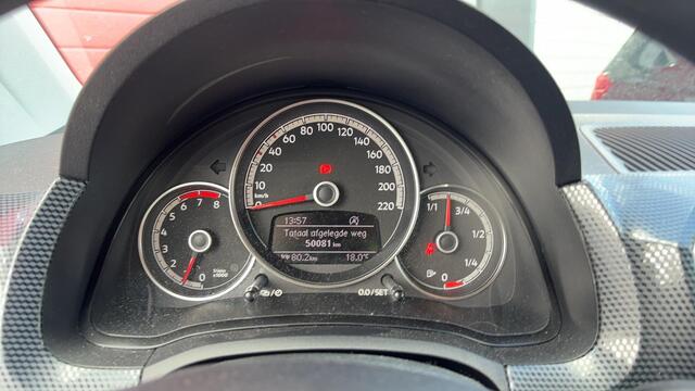Volkswagen UP! 1.0 BMT move up! AIRCO / BLUETOOTH / DAB+ / ELEK RAMEN / NL-AUTO