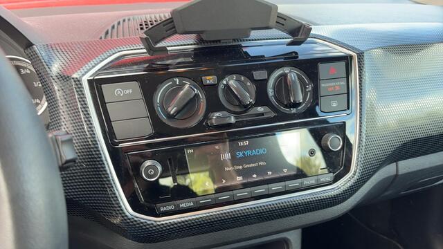 Volkswagen UP! 1.0 BMT move up! AIRCO / BLUETOOTH / DAB+ / ELEK RAMEN / NL-AUTO