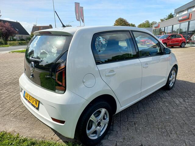 Volkswagen UP! 1.0 BMT move up!