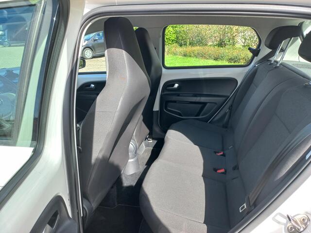 Volkswagen UP! 1.0 BMT move up!
