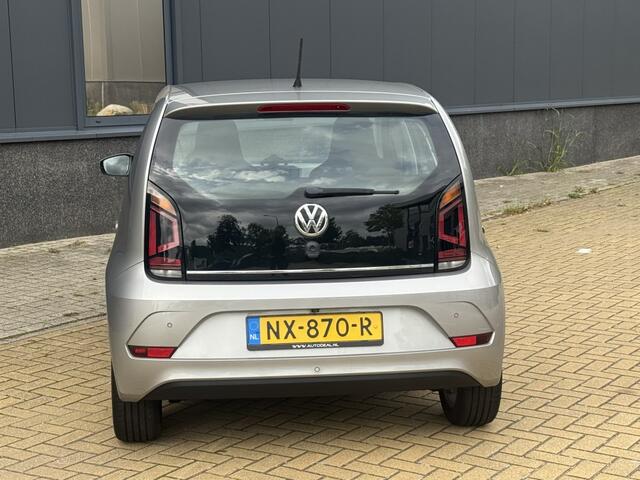 Volkswagen UP! 1.0 BMT high up!