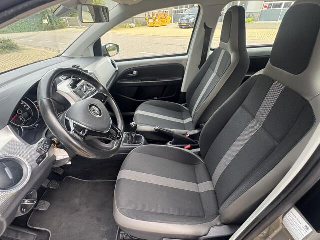 Volkswagen UP! 1.0 BMT high up!