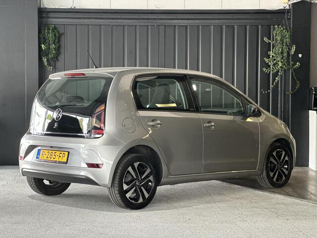 Volkswagen UP! 1.0 beats | Achteruitrijcamera | Cruise Control | Parkeersensor Achter | Elektrische Ramen Voor | LMV 15 |