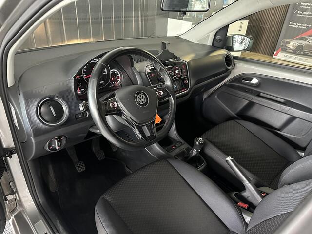 Volkswagen UP! 1.0 beats | Achteruitrijcamera | Cruise Control | Parkeersensor Achter | Elektrische Ramen Voor | LMV 15 |