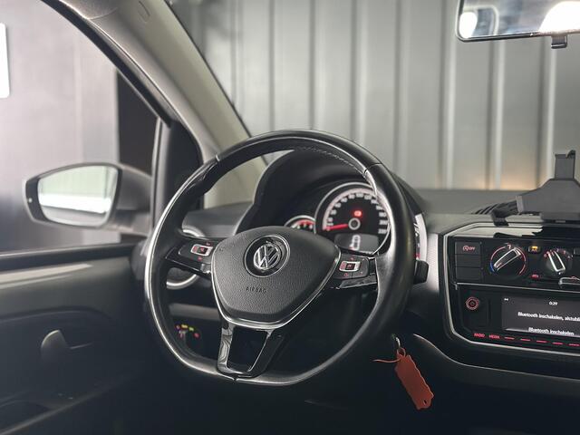 Volkswagen UP! 1.0 beats | Achteruitrijcamera | Cruise Control | Parkeersensor Achter | Elektrische Ramen Voor | LMV 15 |