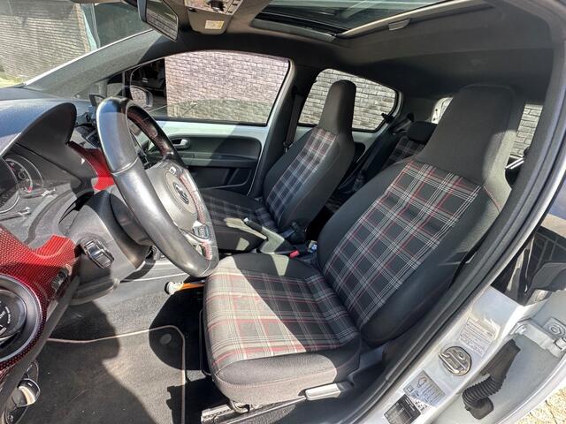 Volkswagen UP! 1.0 TSI GTI Beats Panodak Camera Stoelverwarming