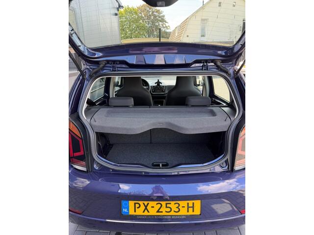 Volkswagen UP! 1.0 BMT move up! / 1e eig., Bluetooth, Airco, AUX/DAB