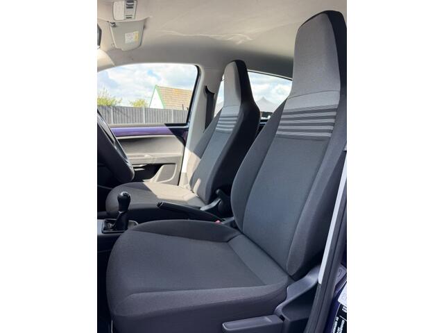 Volkswagen UP! 1.0 BMT move up! / 1e eig., Bluetooth, Airco, AUX/DAB