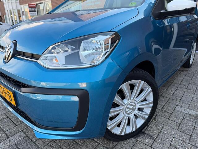 Volkswagen UP! 1.0 BMT move up! | 90.131 KM | 2E EIGENAAR | CAMERA | CRUISE | AIRCO | LMV |