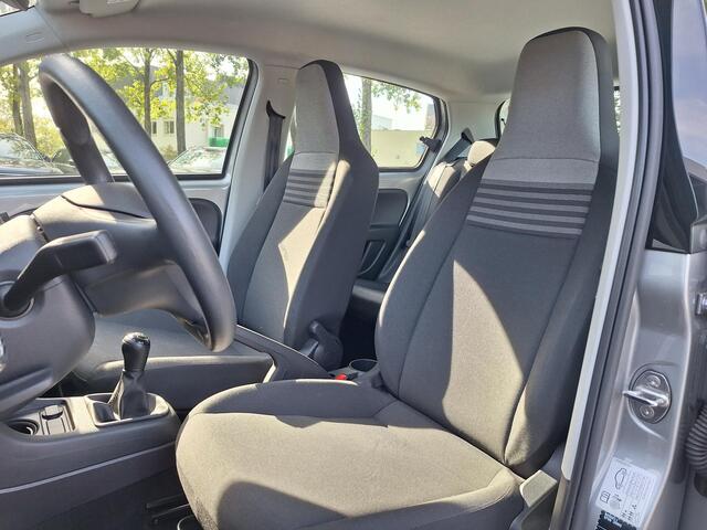 Volkswagen UP! 1.0 5d (Airco,Dab) – foto 7