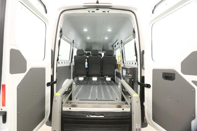 Volkswagen e-Crafter L3H3 Rolstoelbus | Rolstoellift | 8 Persoons Airco Cruise Camera Carplay LED PDC