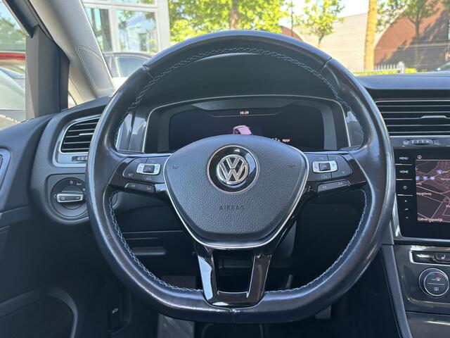 Volkswagen e-Golf e-Golf STOELVERWARMING | KEYLESS | RIJKLAAR INCL. 12 MND. BOVAGGARANTIE
