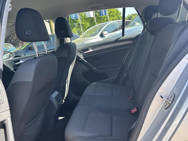Volkswagen e-Golf e-Golf STOELVERWARMING | KEYLESS | RIJKLAAR INCL. 12 MND. BOVAGGARANTIE